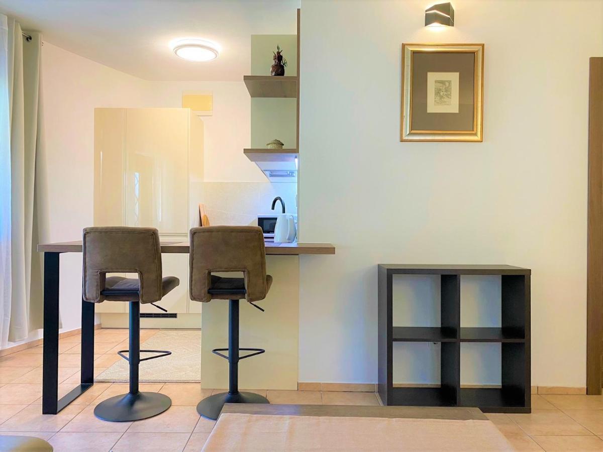 Apartments Primo - プーラ エクステリア 写真